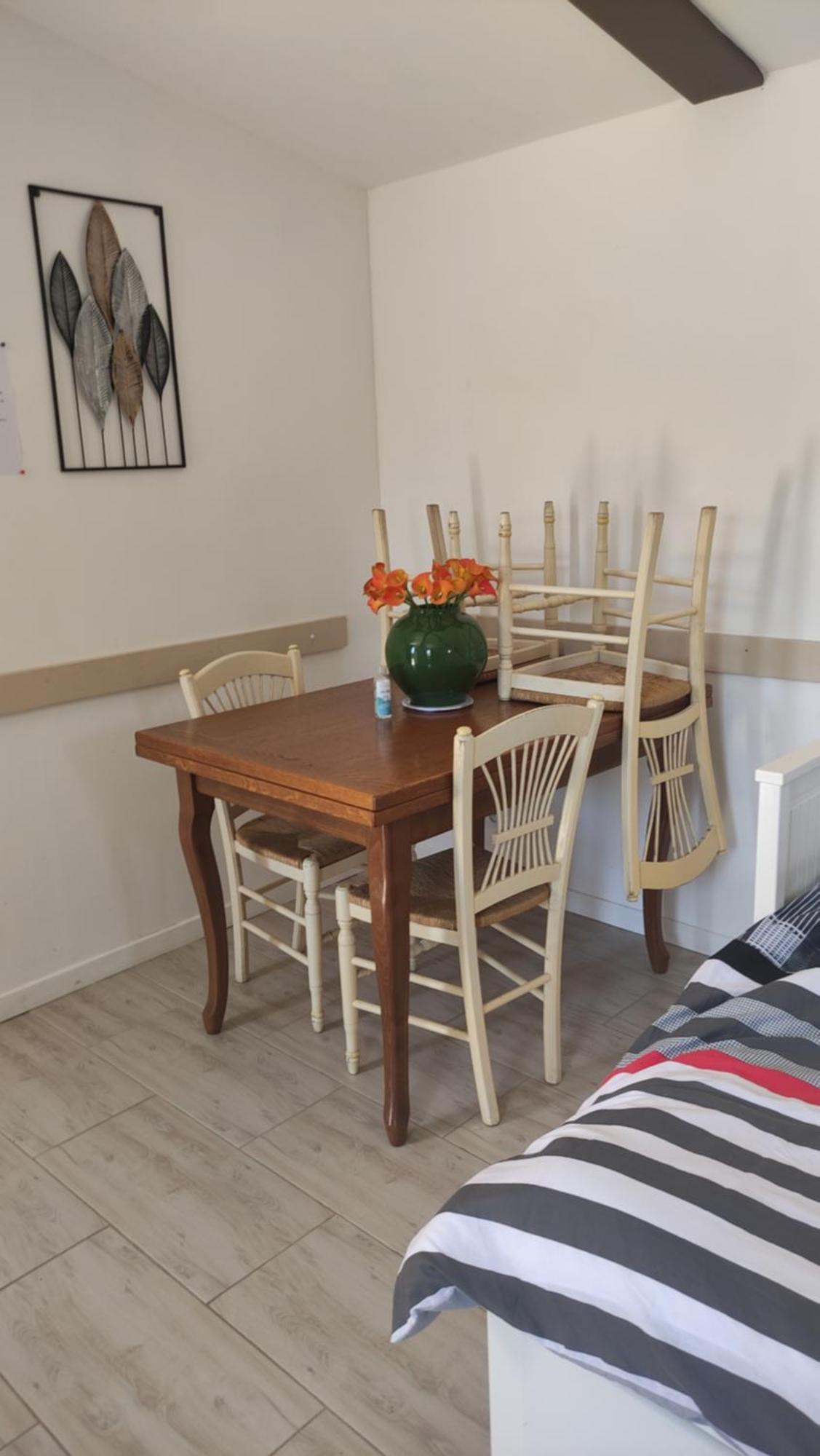 Au Petit Luberon Apartment